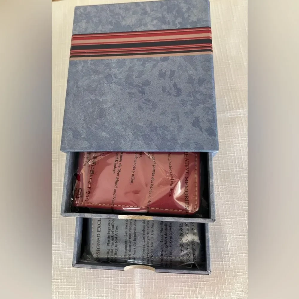 Creative Memories red and blue/grey picfolio 2 mini albums, new in box, 4x4